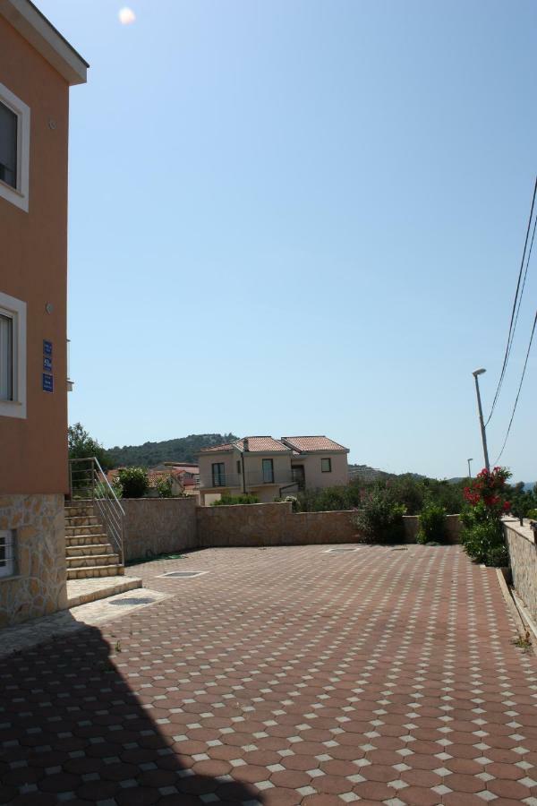 Villa Tea Ražanj Екстериор снимка