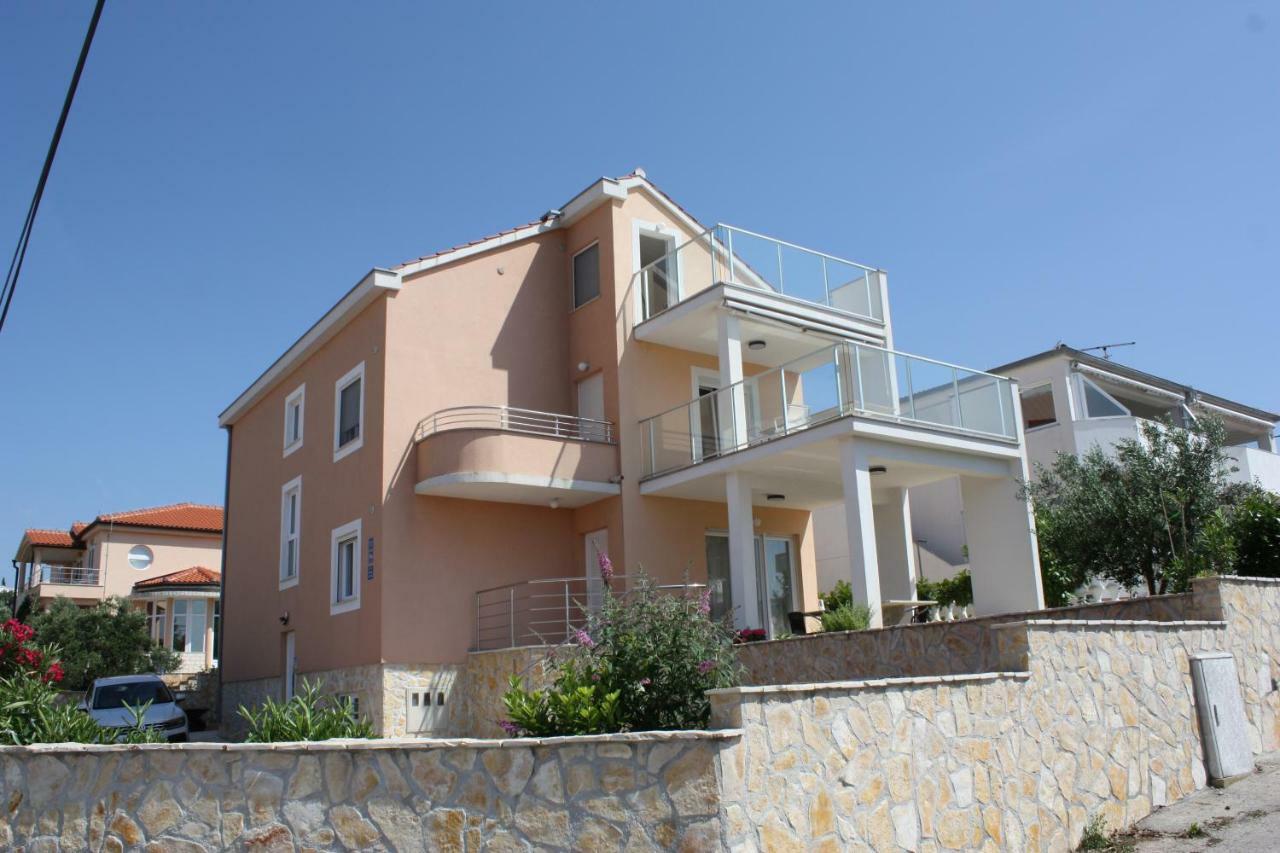Villa Tea Ražanj Екстериор снимка